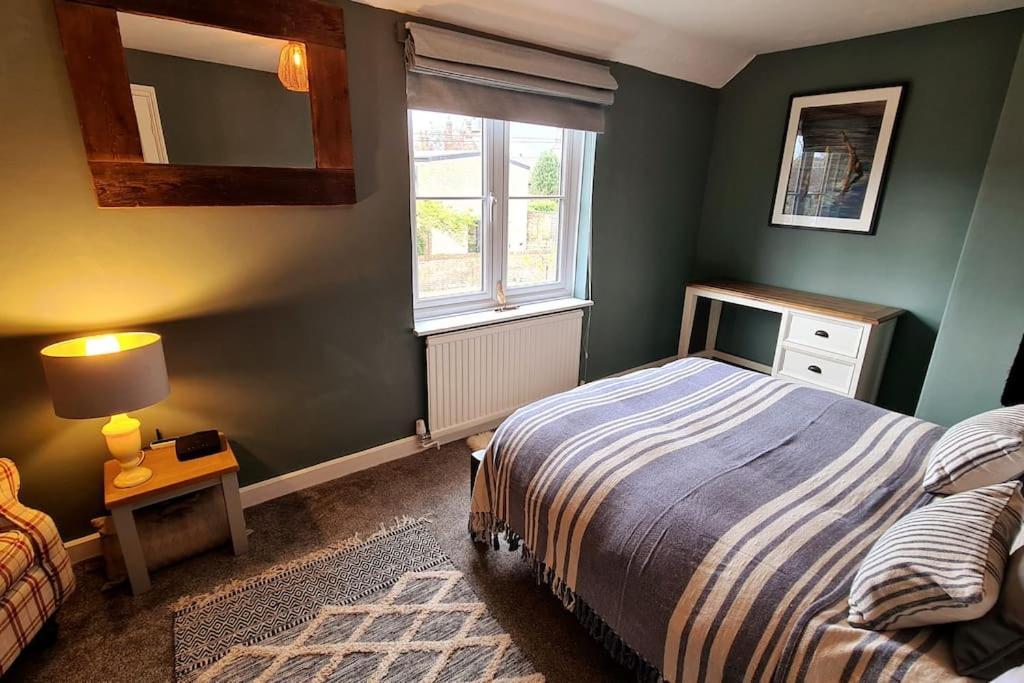 Gorgeous Two Bedroom House In Ely Exterior foto